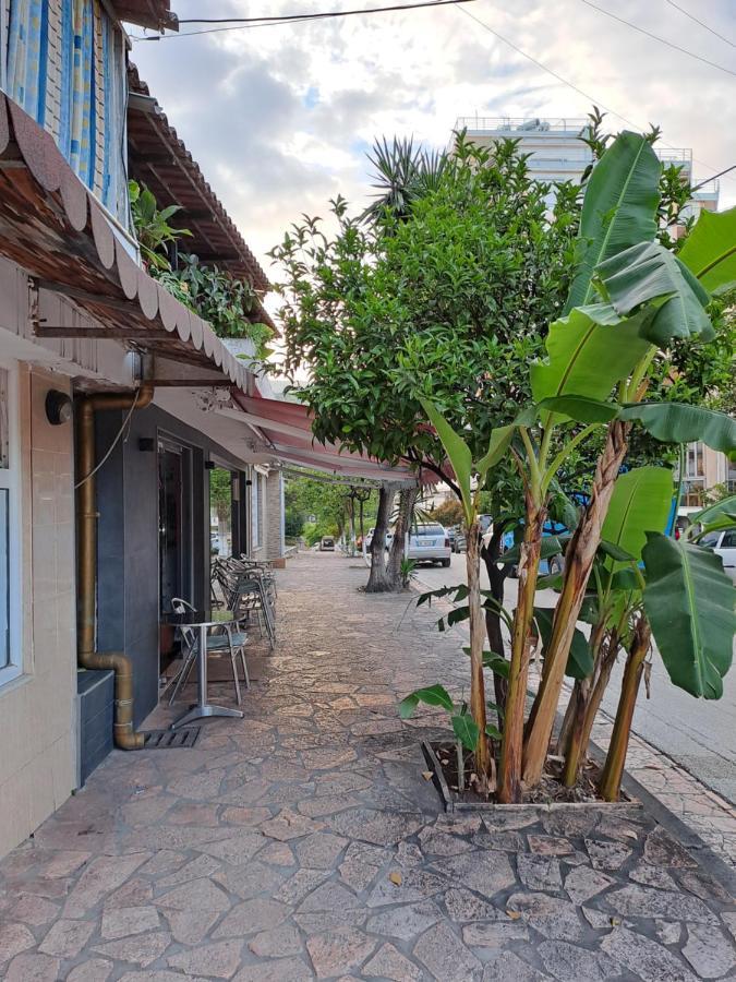 Barca Rooms Саранде Екстериор снимка