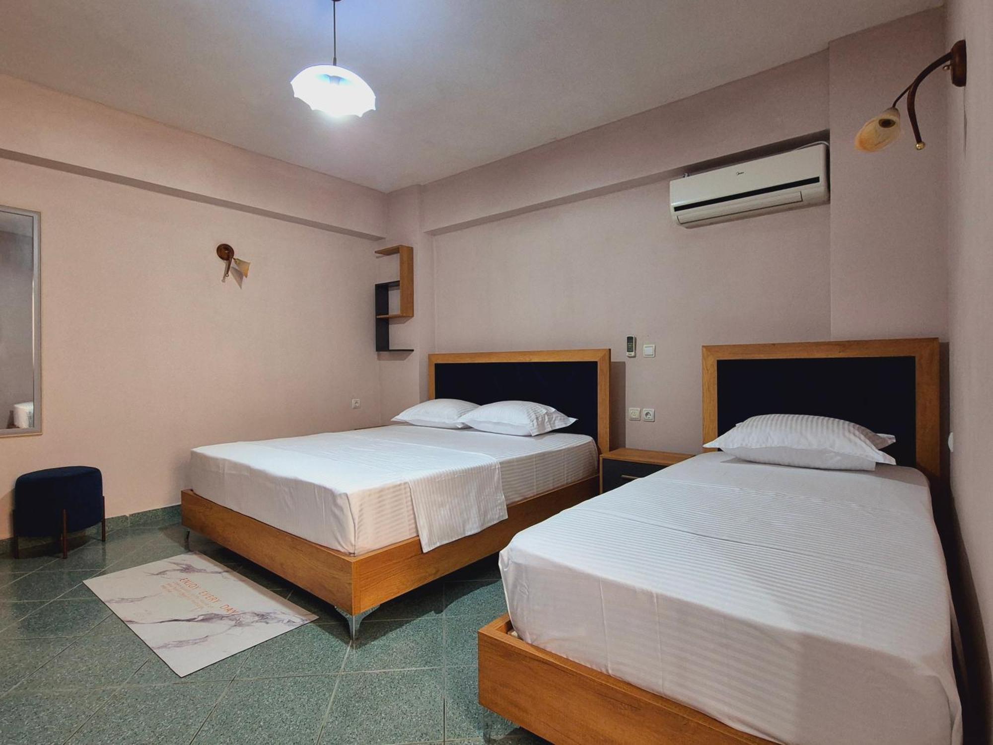 Barca Rooms Саранде Стая снимка