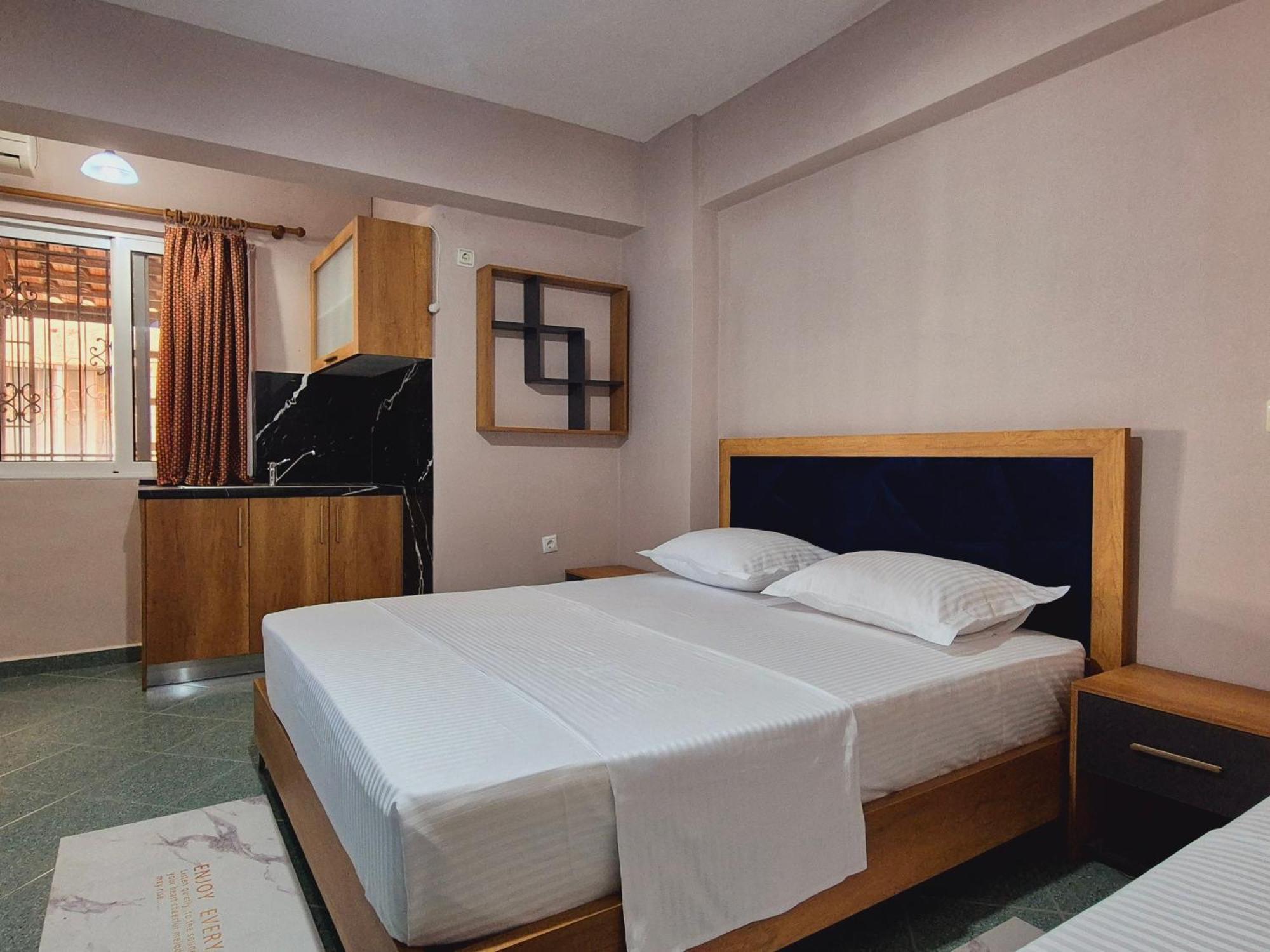 Barca Rooms Саранде Стая снимка