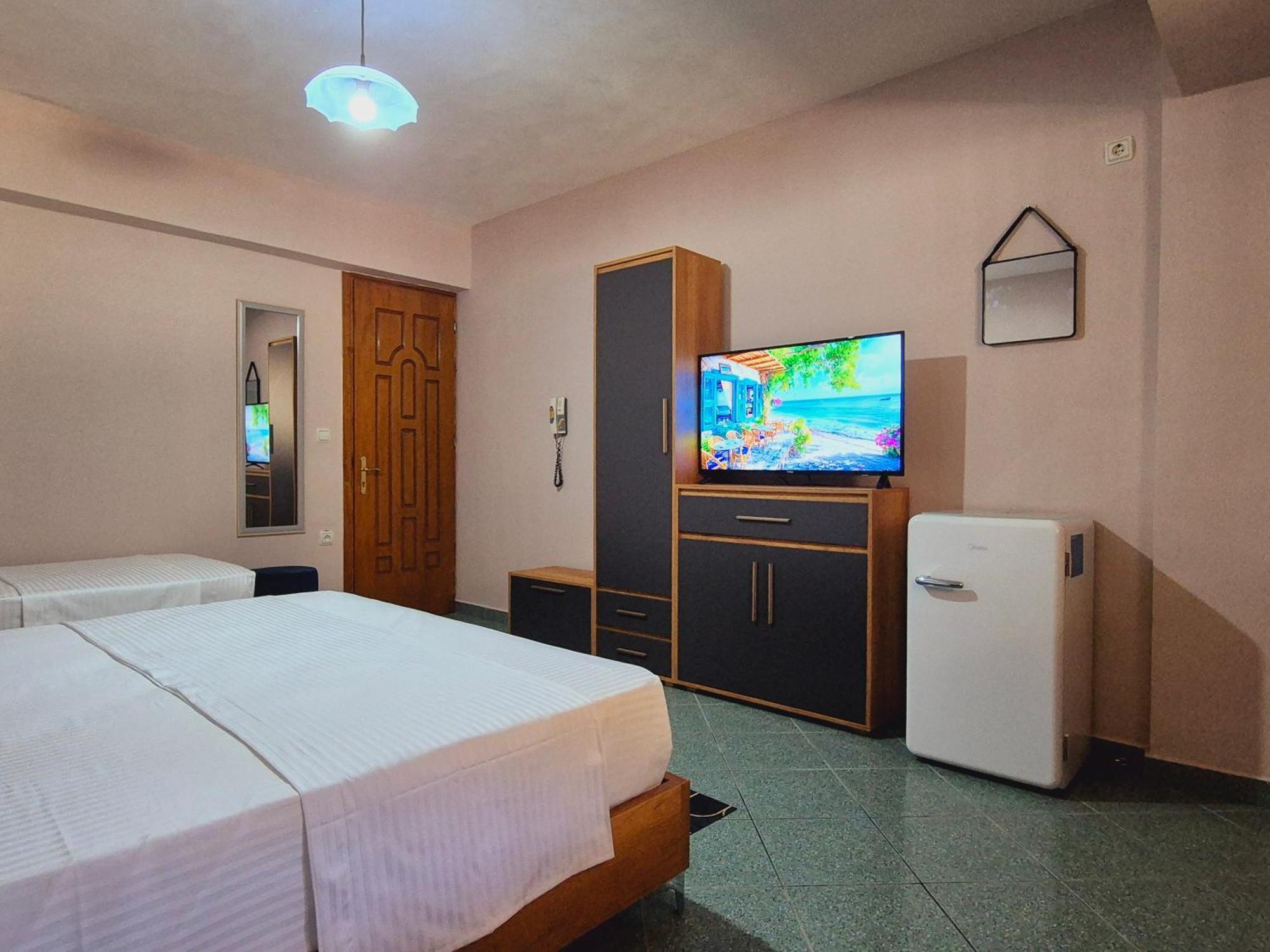 Barca Rooms Саранде Стая снимка
