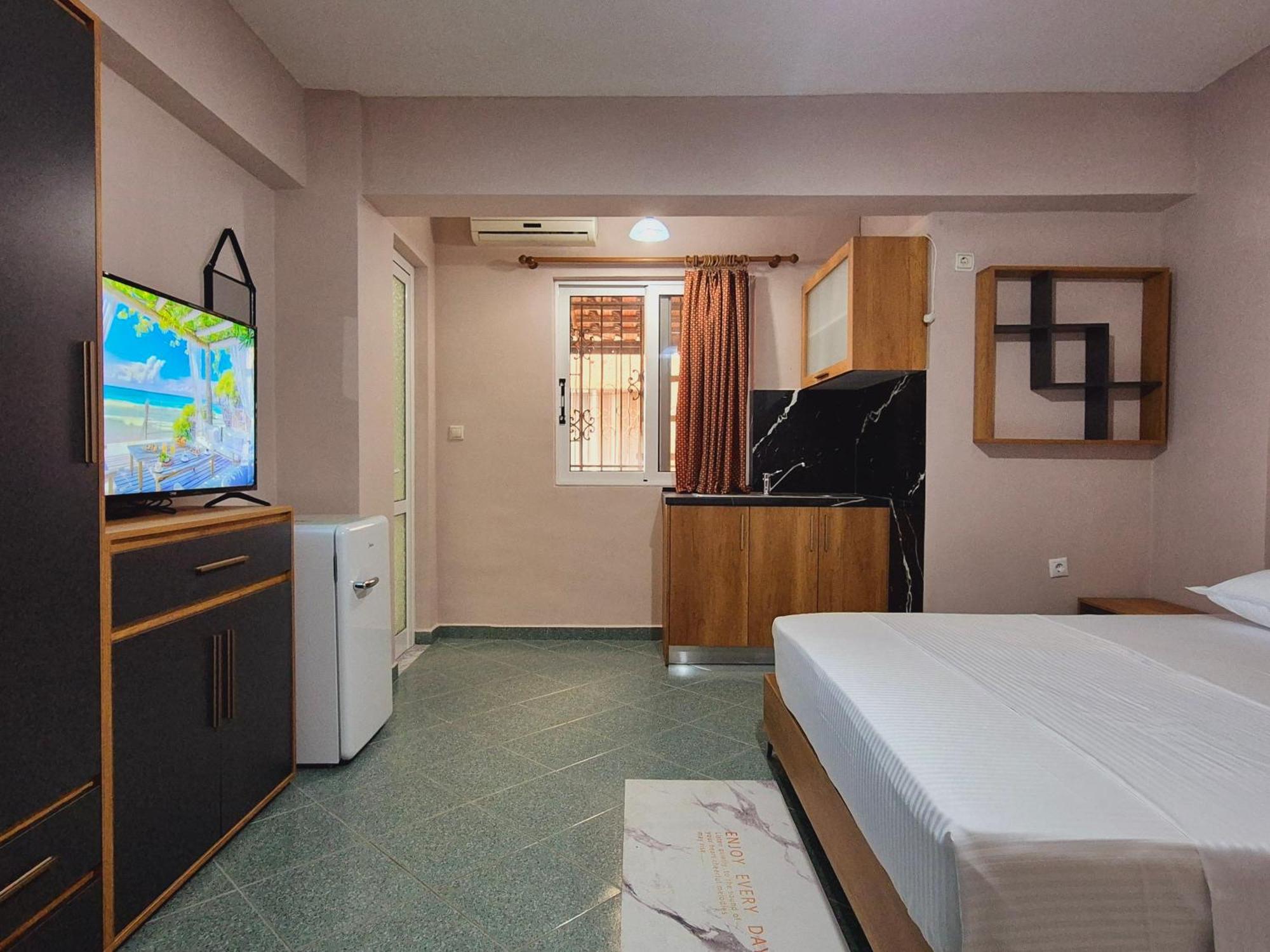 Barca Rooms Саранде Екстериор снимка